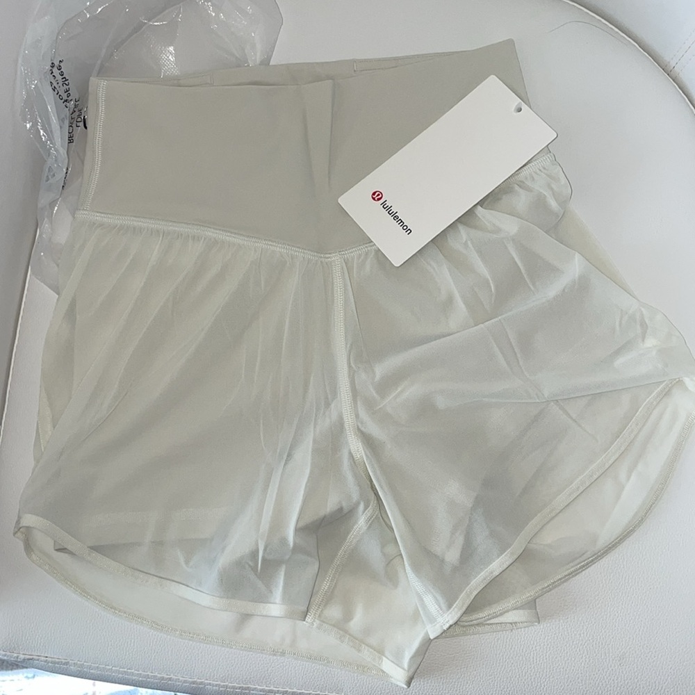 Lululemon Nulu + Mesh High-Rise Yoga Short 3.5" Cream BONE OFF WHITE 4 RARE NWT